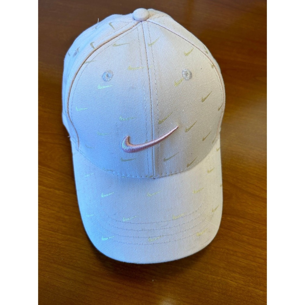 Women's S1ze Nike True Size adjustable‎ cap with logo pattern